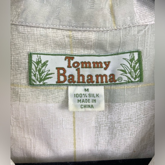 Tommy Bahama Silk Light Green‎ Short Sleeve Button Down Shirt Men’s Medium - Picture 3 of 10